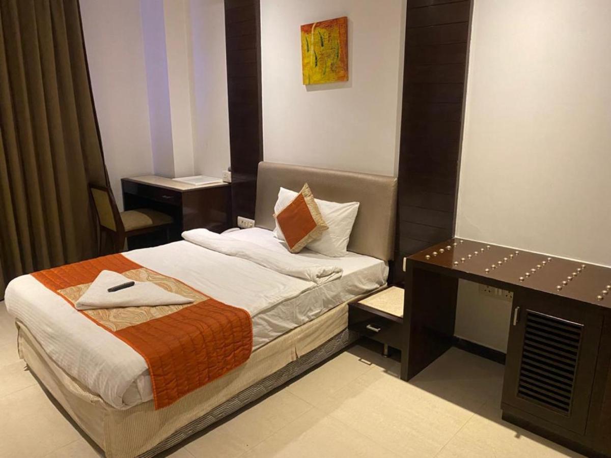 Hotel Le Roi Near New Delhi Railway Station Eksteriør billede