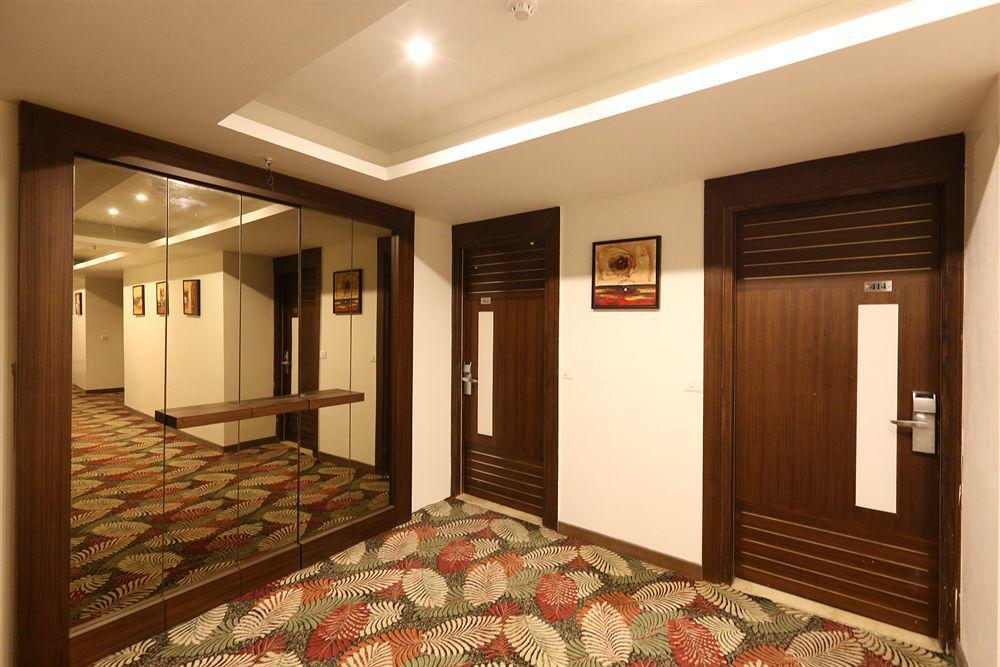 Hotel Le Roi Near New Delhi Railway Station Eksteriør billede