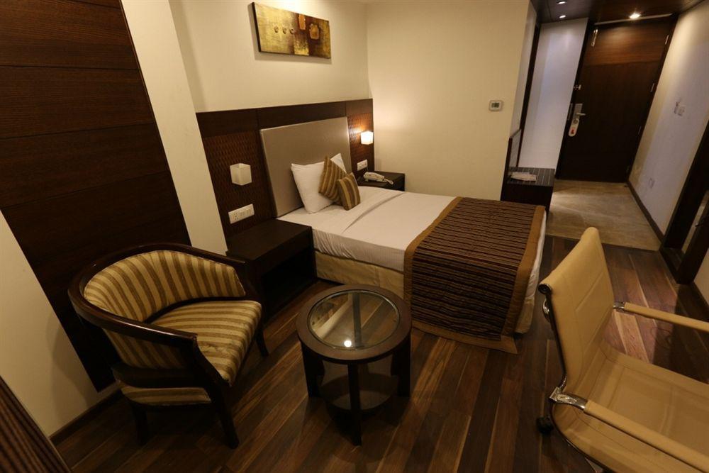 Hotel Le Roi Near New Delhi Railway Station Eksteriør billede